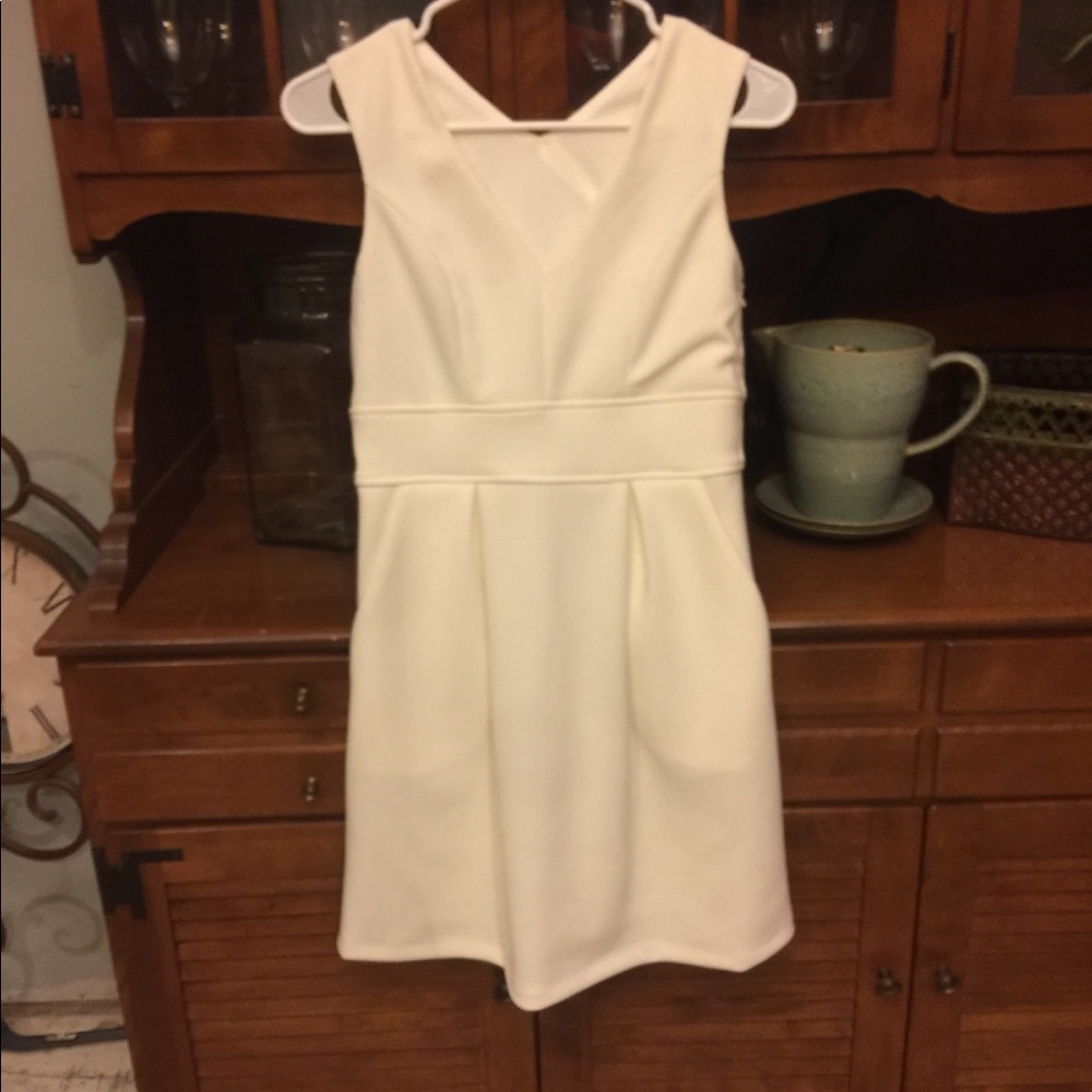 White dress 👗 beautiful!